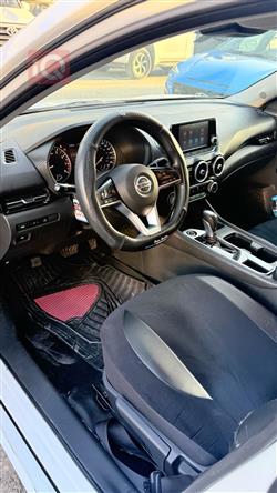 نيسان سنترا